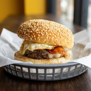 Single Bacon Egg & Cheeseburger